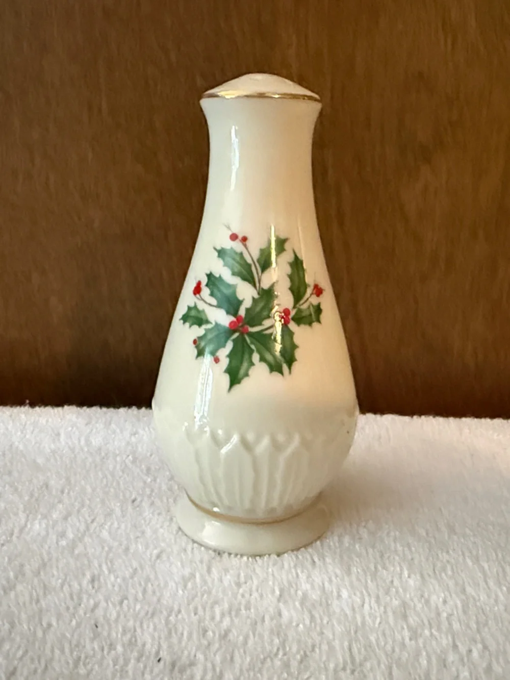 Lenox Cream Salt or Pepper Shaker with Holly and Red Berries